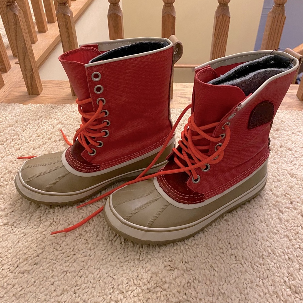 Women’s Sorel boots!